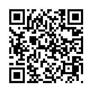 悬浮在空中呈现出了一柄大刀的形态二维码生成