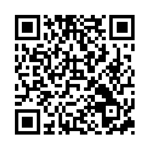 想必那时两人便已经将这秘笈一分为二了二维码生成