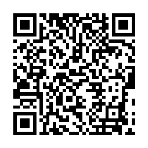 想起上次在公安局的宿舍里被丁长生这小子强吻时的情景二维码生成