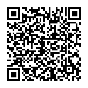 想起许紫烟竟然能够在自己的面前支持两招左天的心就暴怒了起来二维码生成