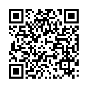 惹了一肚子没趣的云落落嘟囔着离开了母亲二维码生成