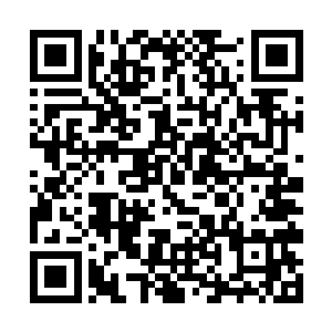 意识控制着那古咒锁链更是不断的扣住了北魔的身躯二维码生成