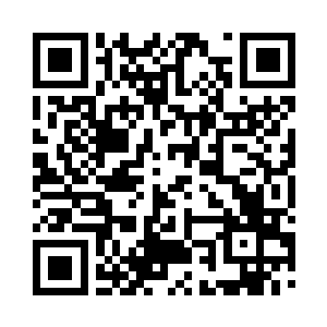 感觉到肩膀被一只强而有力的大手抓住二维码生成