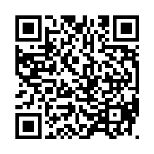 愤怒的身体也瞬间被那金色雷电所缠绕二维码生成