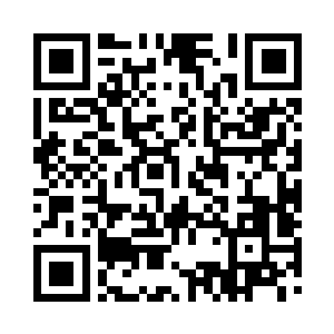 慈爱的目光一遍遍上下打量着自己的玄孙二维码生成