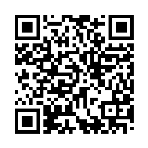 慕容仙儿手腕上的镯子爆发出耀眼的白光二维码生成