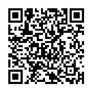 慕容玥便感觉到方才看着自己的那道温情目光一变二维码生成