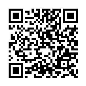 成人的天空总是掺杂着身份地位光环二维码生成