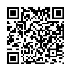 成堆的作业被放进了后备箱和后座二维码生成