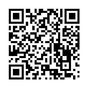 我们三人坐在某个丁字路口的小摊子前二维码生成