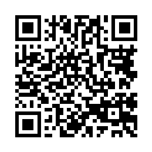 我和言师兄一发现是刚才送衣服的那两个二维码生成