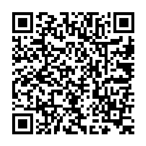 我将阿双护送到家后说了些以后不让她去那种酒的话就离开了她家门口二维码生成