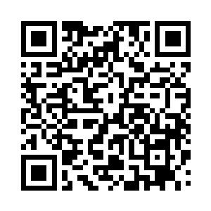 我当下便伸出手继续帮雅文按起了脚踝二维码生成