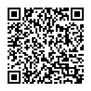 我手上还真有一个关于楚小姐的非常劲爆的消息……是关于一种神奇的特效药的二维码生成