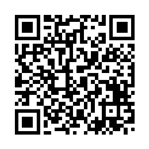 我拼命的用双手去扳李海军的双腿二维码生成