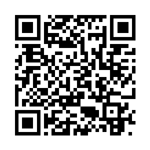 我直接拿张婧的手机给刘鹏回了一句二维码生成