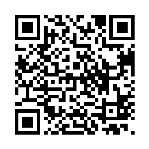 我看着你一个接一个的女人往家里带二维码生成