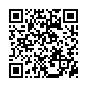 我看着她手里那张被叠得很精致工整的平安符二维码生成