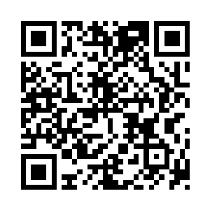 我看着她那被誉为全校最好看的殷桃小嘴二维码生成