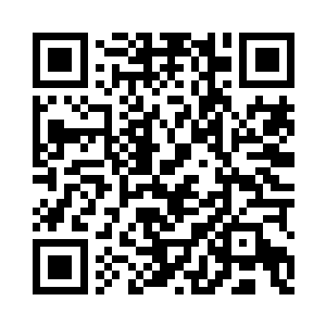 我看着玉兰姨跟衣服的互动抿着嘴笑没有应声二维码生成