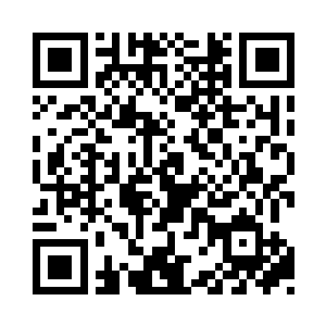 我记得应该就是这里……幸好我们躲在了地下二维码生成