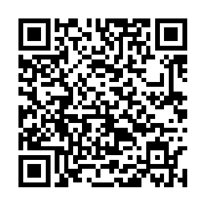 或者是象电影里演的那样打着滚的撞到挡风玻璃上二维码生成