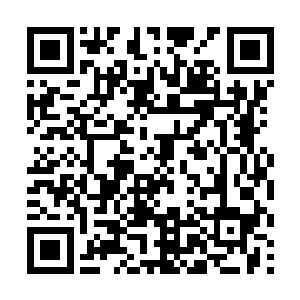 或许是因为这种赌桌的桌面可以有效的限制某些老千二维码生成