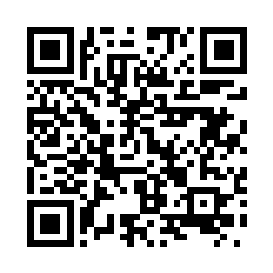 戴着墨镜的女子有点不耐烦的样子二维码生成