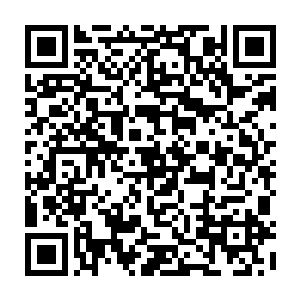 所以他才会让安娜去乡下调集之前被他派遣过去保护普通村民的那支警备队二维码生成
