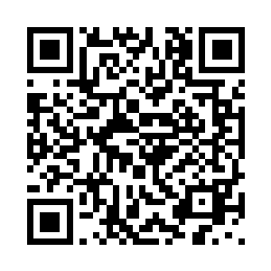 所以他现在就站在中间的位置最好二维码生成