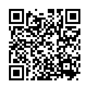 所以即使经济依然还是大幅落后于对面二维码生成