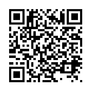 所以特意叫工人们买了许多瓶风油精二维码生成