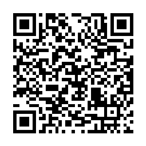 所以自信满满的我立即命令清虚玉剑朝着边境通道那边飞去二维码生成