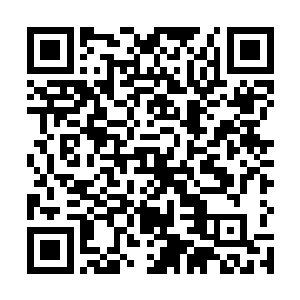 所以这些年我们一直在一边想方设法融合出一个主意识二维码生成