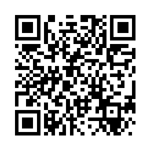 手中不知道什么时候多了一块手帕二维码生成