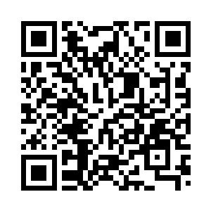 手中捧花与他冷沉的面孔极为不搭二维码生成