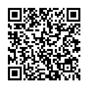 手中的长剑继续朝着刚刚撒过盐的地方用力一划二维码生成