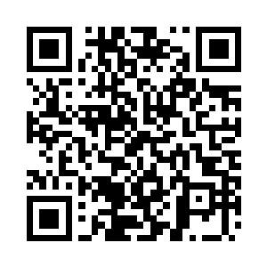 手里拿着拖鞋的花无俊无奈的摇摇头二维码生成