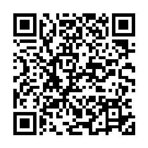 才慢慢感觉到周围的男性修士对自己的目光发生了些许变化二维码生成
