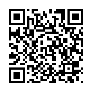 扎在脖子上的橘红色丝巾也更助长了汗水流淌二维码生成