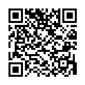 托尼老板轻车熟路的帮大家办好了入住手续二维码生成