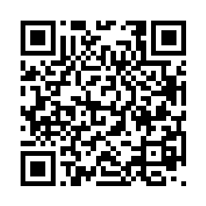托着年轻人张开的下巴直接猛然推了上去二维码生成
