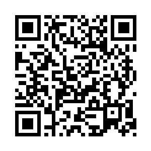 把龙天漪娇小的身体压在自己胸膛与车座上二维码生成