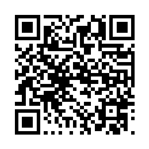 抢在了苏凡的前面接住了倒飞的阿米二维码生成