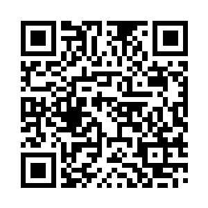 抬头就对上那双专注得仿佛只看得到她的眼睛二维码生成