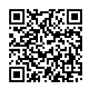 抬头看了一眼教室里面悬挂的时钟二维码生成