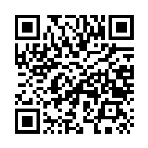 抬手帮韩华理了理略略凌乱的发髻二维码生成