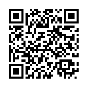 拍卖师看向红杉资本代表就坐的区域二维码生成