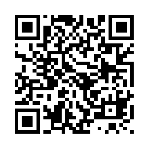 拿了只没见过的红彤彤果子咬了口二维码生成