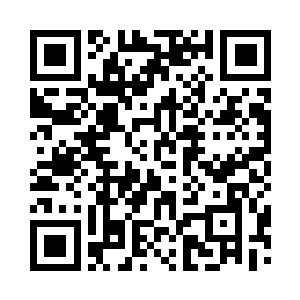 拿了名册看中中意的人后开始逐个与之交谈二维码生成